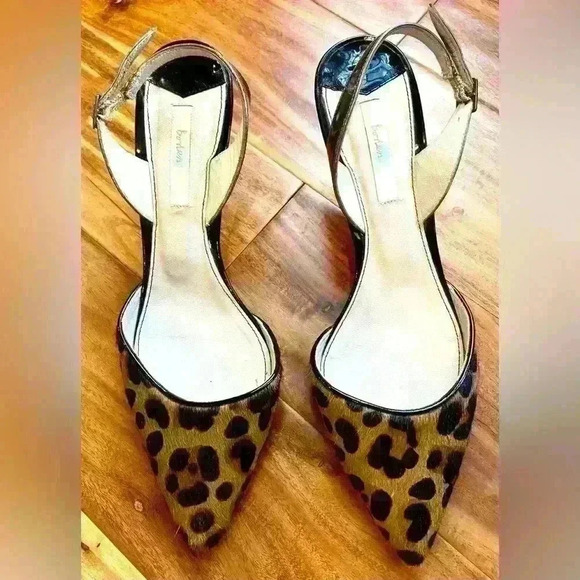 Boden Leopard/Cheetah Print With Black Patent Heels Slingback Pumps 41 (9 1/2) - Picture 2 of 10